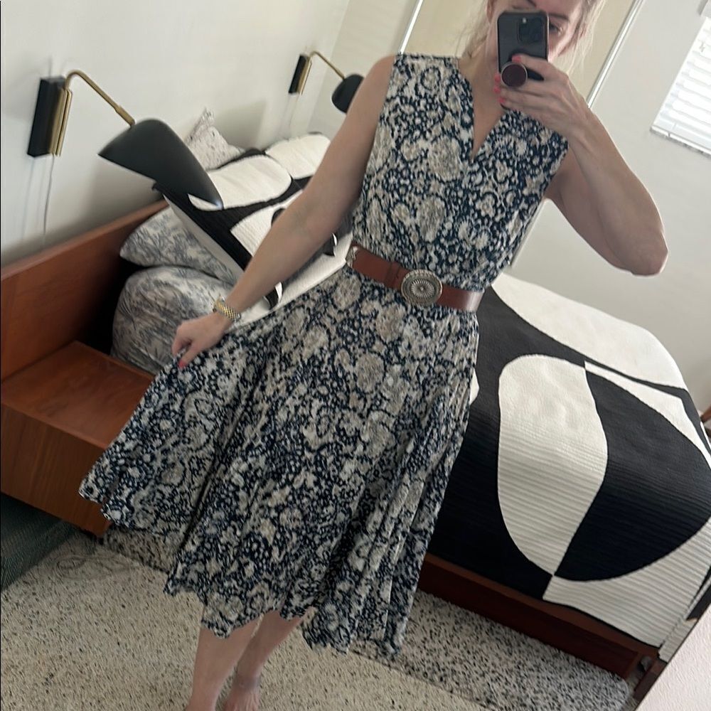 Chelsea & Theodore blue white print midi dress medium m